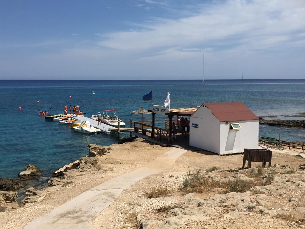 Sol Y Mar Malama Villa Paralimni Exterior foto
